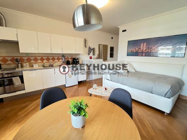 Appartamento in affitto di 38 m² in Via Amsterdam