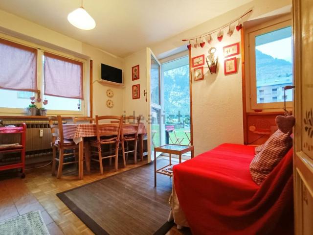 Appartamento in affitto di 38 m² in Via la Villette, 12