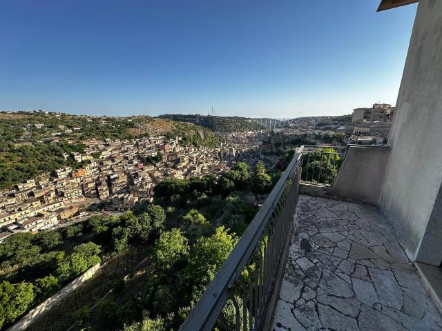 Appartamento in affitto in via fontana 64, Modica