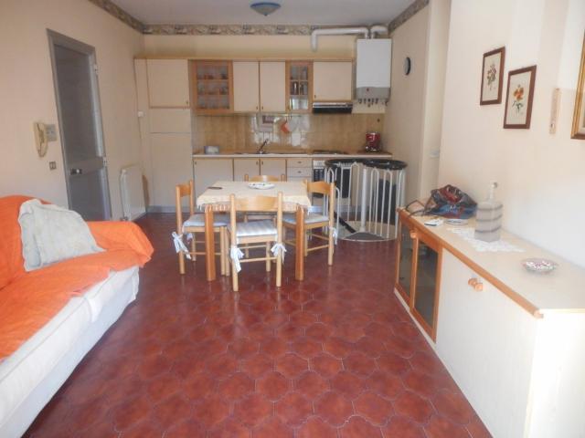 Appartamento in affitto Marina Di Massa, Massa
