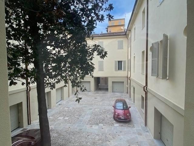 Appartamento in affitto Modena