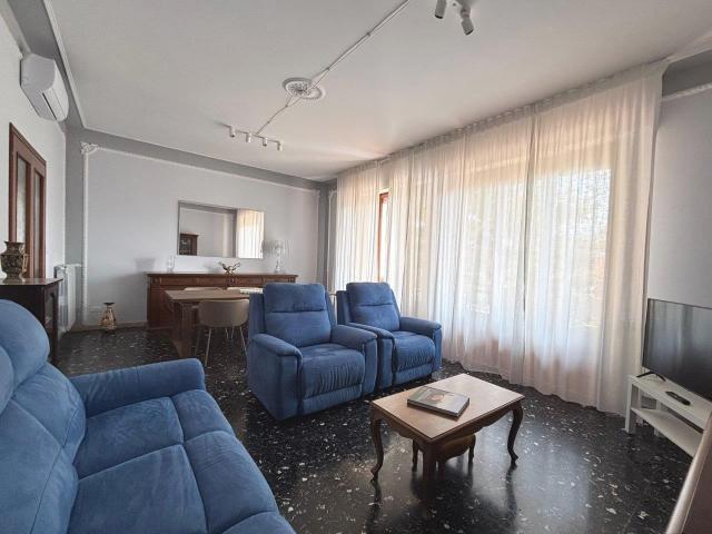 Appartamento in affitto Ronchi, Massa