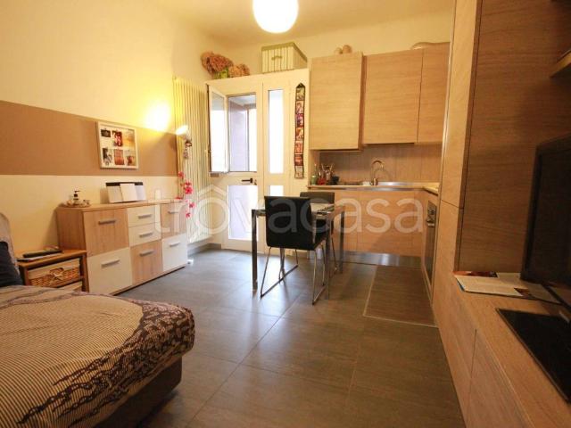 Appartamento in in affitto da privato a Cologno Monzese piazza 11 Febbraio, 3, arredato, da privato, ristrutturato TrovaCasa