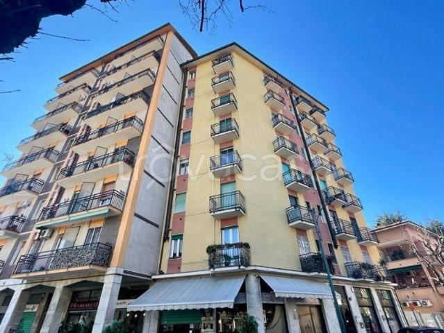 Appartamento in in affitto da privato a Cologno Monzese via Alessandro Manzoni, 7, da privato, vicinanze negozi, cantina TrovaCasa