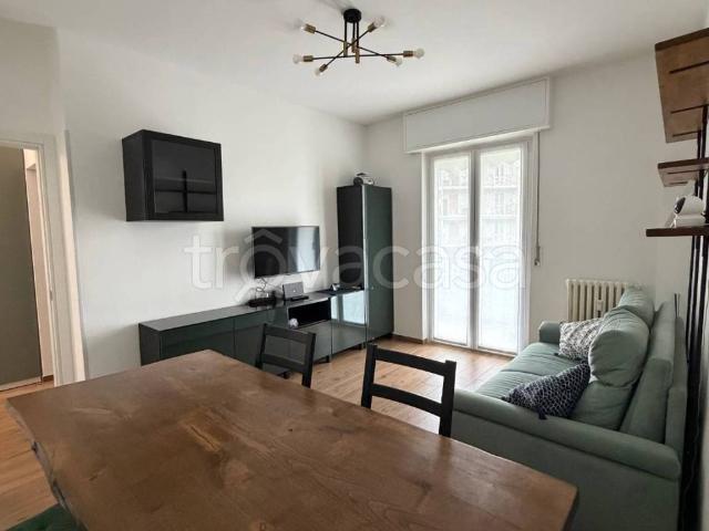 Appartamento in in affitto da privato a Cologno Monzese viale Emilia, 43, giardino, da privato, ascensore TrovaCasa