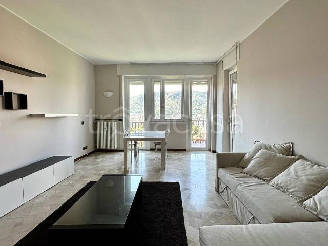 Appartamento in in affitto da privato a Como via Francesco Scalini, 20, arredato, da privato, vista panoramica TrovaCasa
