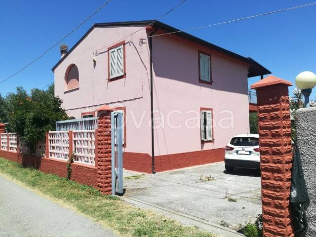 Appartamento in in affitto da privato a Corigliano Rossano via Seconda Martucci, da privato, lavatrice, veranda TrovaCasa