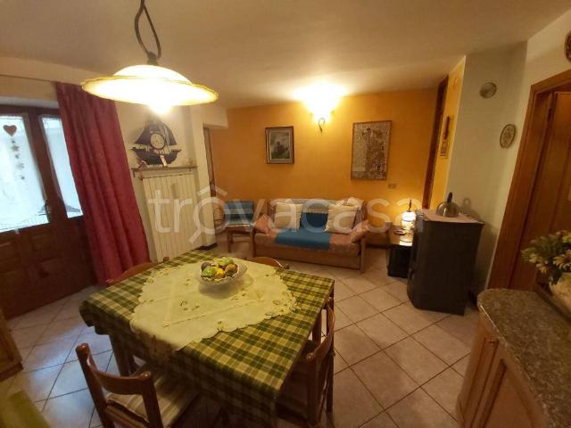 Appartamento in in affitto da privato a Corteno Golgi via Antonio Bianchi, 11, da privato, centrale TrovaCasa