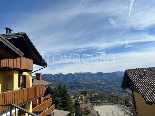 Appartamento in in affitto da privato a Costa Valle Imagna via Valcava, 3, box, terrazzo, da privato TrovaCasa