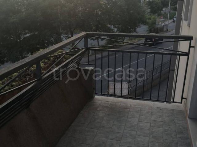 Appartamento in in affitto da privato a Catanzaro via Nicola Lombardi, 5a, arredato, da privato, ascensore TrovaCasa