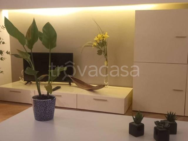 Appartamento in in affitto da privato a Catania via Caff, arredato, da privato, immobile di prestigio TrovaCasa
