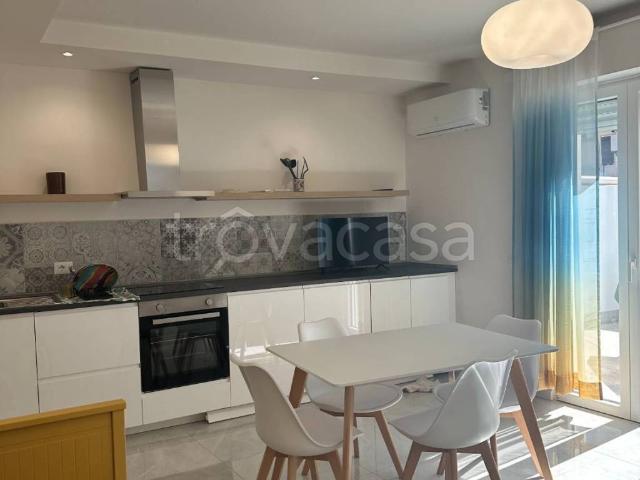 Appartamento in in affitto da privato a Catania via Borgo, 18, da privato, ristrutturato, centrale TrovaCasa