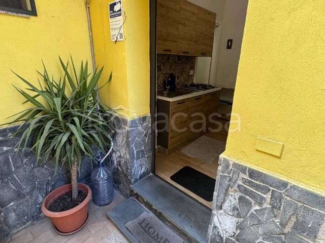 Appartamento in in affitto da privato a Catania via Bambino, da privato, ristrutturato, lavanderia TrovaCasa
