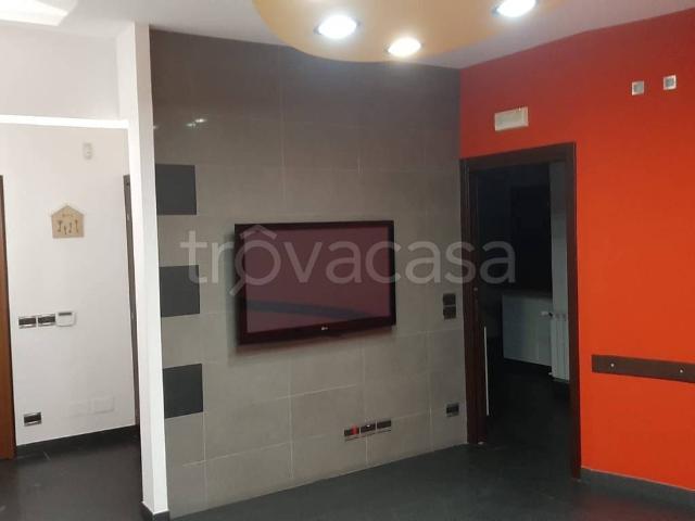 Appartamento in in affitto da privato a Catania viale Raffaello Sanzio, 2, posto auto, da privato, ristrutturato TrovaCasa