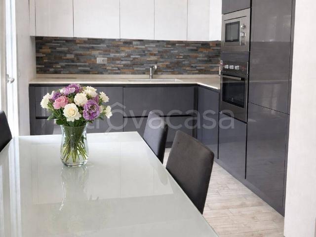 Appartamento in in affitto da privato a Cagliari via Felice Melis Marini, 6, da privato, luminoso, cucina a vista TrovaCasa