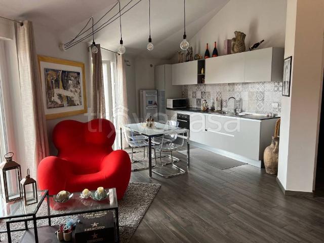 Appartamento in in affitto da privato a Cameri via Roma, 25, box, terrazzo, da privato TrovaCasa