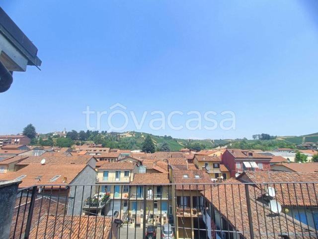 Appartamento in in affitto da privato a Canale via Duccio Galiberti, 36, terrazzo, da privato, doppia esposizione TrovaCasa