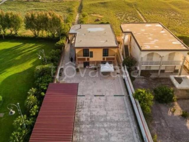 Appartamento in in affitto da privato a Capaccio Paestum via Linora, 40, posto auto, terrazzo, da privato TrovaCasa