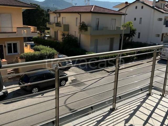 Appartamento in in affitto da privato a Capo d'Orlando via Trazzera Marina, 318, arredato, da privato, lavanderia TrovaCasa
