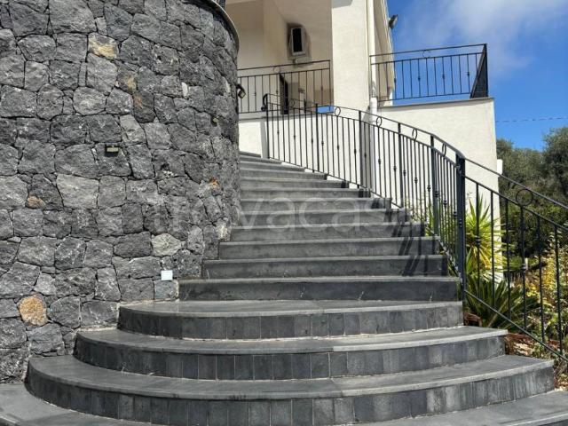 Appartamento in in affitto da privato a Carlentini via Nazionale, giardino, posto auto, terrazzo TrovaCasa