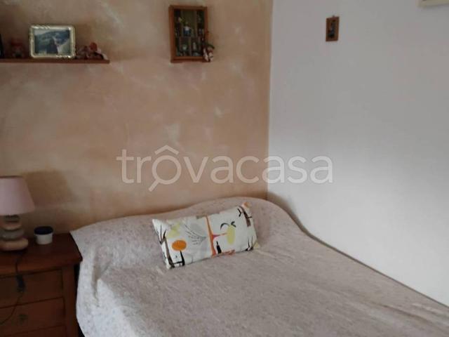 Appartamento in in affitto da privato a Carrara via Montia, 12, da privato, doppi servizi TrovaCasa