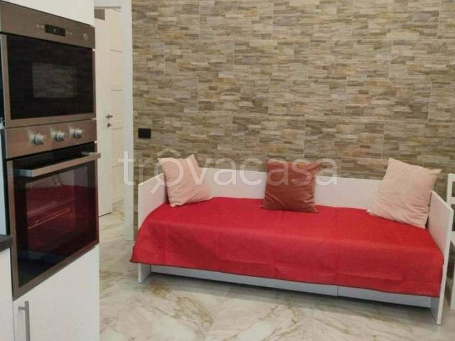 Appartamento in in affitto da privato a Carrara via Roma, 20, arredato, da privato, ristrutturato TrovaCasa