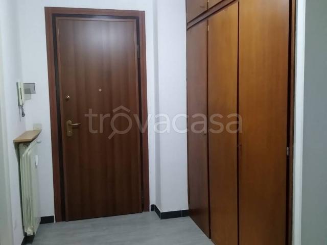 Appartamento in in affitto da privato a Cascinette d'Ivrea via Dante Alighieri, 4, box, da privato, porta blindata TrovaCasa