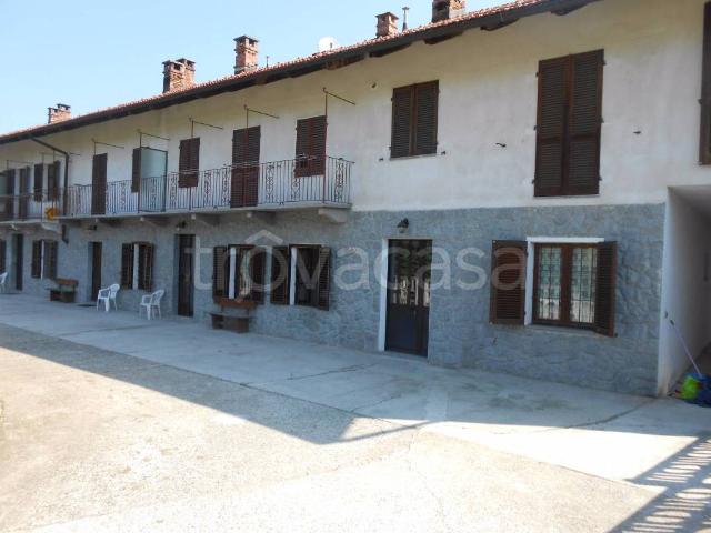 Appartamento in in affitto da privato a Casalborgone strada Provinciale 458 di Casalborgone, giardino, posto auto, da privato TrovaCasa