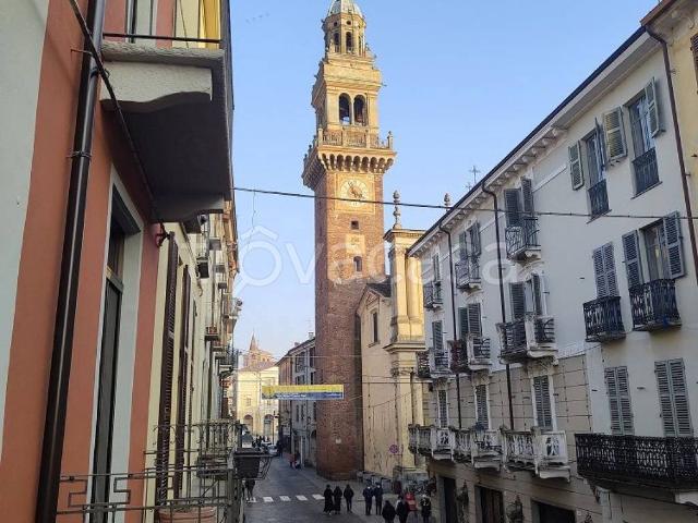 Appartamento in in affitto da privato a Casale Monferrato via Aurelio Saffi, 73, arredato, da privato, riscaldamento autonomo TrovaCasa