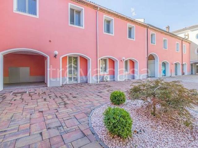 Appartamento in in affitto da privato a Casalmaggiore via Camillo Benso di Cavour, 50, da privato, ristrutturato, luminoso TrovaCasa