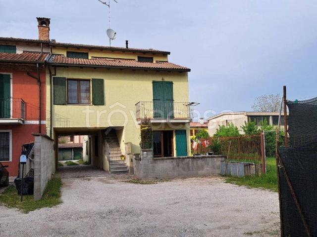 Appartamento in in affitto da privato a Casalmaggiore via Alessandro Manzoni, 205, arredato, da privato, posto auto coperto TrovaCasa