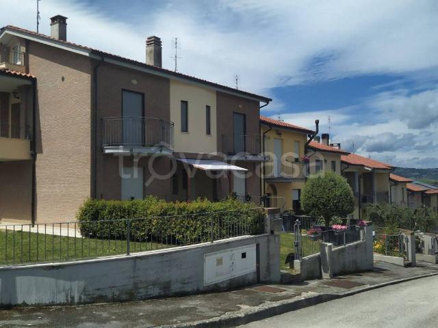 Appartamento in in affitto da privato a Castelleone di Suasa via Giacomo Matteotti, 17, box, terrazzo, da privato TrovaCasa