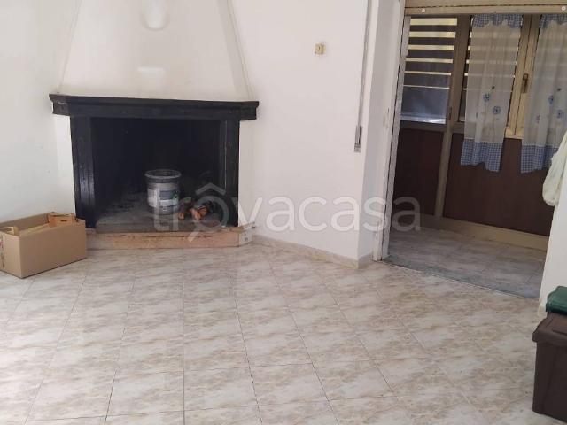 Appartamento in in affitto da privato a Castelnuovo di Farfa via della Vigna, 13, da privato, caminetto, parzialmente ristrutturato TrovaCasa