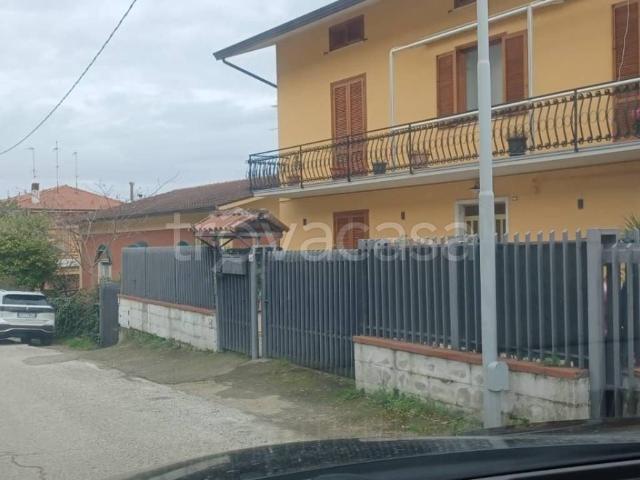 Appartamento in in affitto da privato a Ceppaloni via Stazione, 40, posto auto, da privato, ristrutturato TrovaCasa