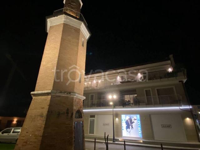 Appartamento in in affitto da privato a Cervia viale Nazario Sauro, 9, arredato, box, da privato TrovaCasa