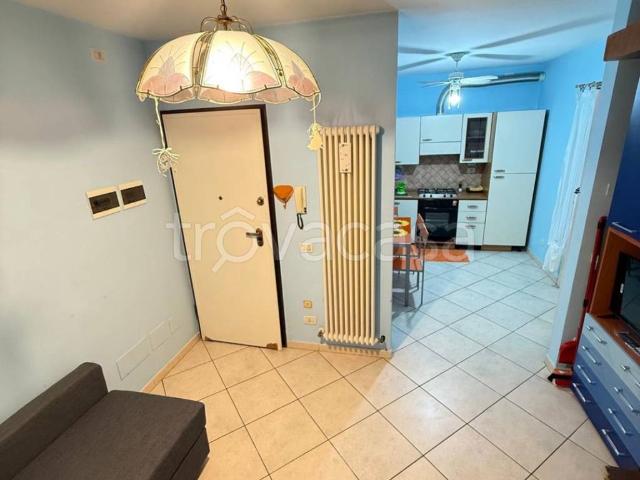 Appartamento in in affitto da privato a Cesenatico via Vincenzo Bellini, 1, arredato, giardino, da privato TrovaCasa