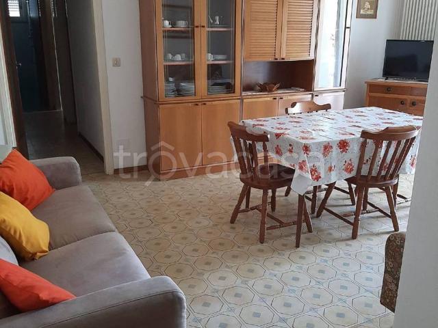 Appartamento in in affitto da privato a Cesenatico viale Euclide, 43, da privato, lavatrice, balcone TrovaCasa