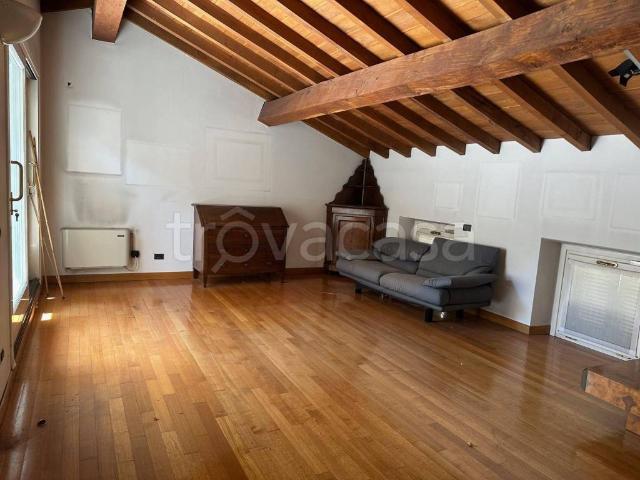 Appartamento in in affitto da privato a Crema via Vincenzo Civerchi, 26, arredato, da privato TrovaCasa