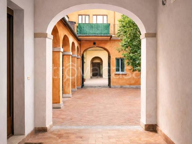 Appartamento in in affitto da privato a Bologna via del Borgo di San Pietro, 41, arredato, da privato, riscaldamento autonomo TrovaCasa
