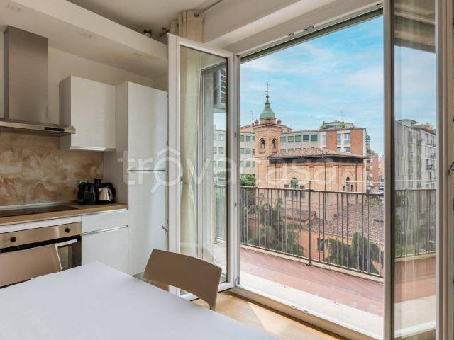 Appartamento in in affitto da privato a Bologna via delle Lame, 85, da privato, ascensore, vista sulla città TrovaCasa