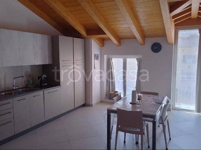 Appartamento in in affitto da privato a Borgo Valsugana via Fratelli, 19, da privato, riscaldamento a pavimento, senza ascensore TrovaCasa