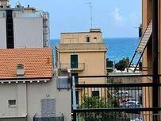 Appartamento in in affitto da privato a Borghetto Santo Spirito via Orti, 1, arredato, posto auto, da privato TrovaCasa