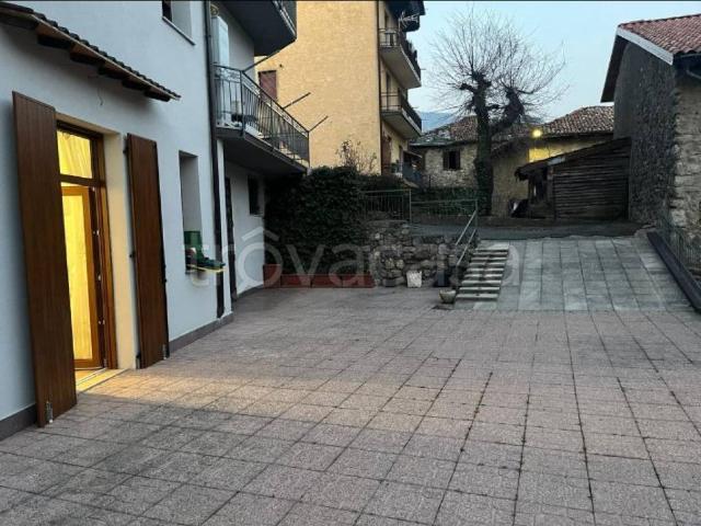 Appartamento in in affitto da privato a Borno via Vittorio Veneto, 21, arredato, terrazzo, da privato TrovaCasa