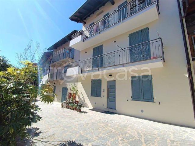 Appartamento in in affitto da privato a Baveno via Benedetto Cairoli, 31, arredato, da privato, vista lago TrovaCasa