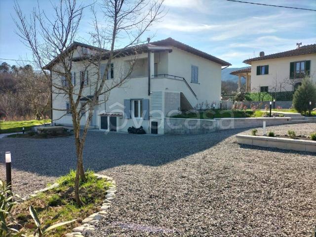 Appartamento in in affitto da privato a Barberino di Mugello via Panzano, 3, arredato, giardino, posto auto TrovaCasa