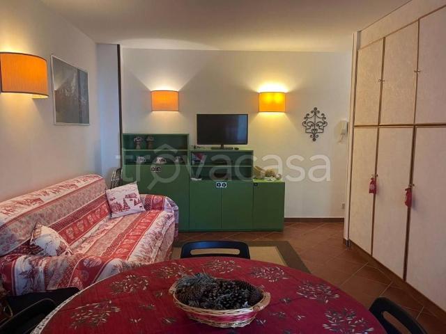 Appartamento in in affitto da privato a Bardonecchia via Pollicino, 10, da privato, centrale, bagno finestrato TrovaCasa
