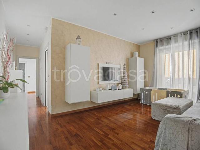 Appartamento in in affitto da privato a Bari via Fratelli De Filippo, 1, da privato, balcone, cucina abitabile TrovaCasa