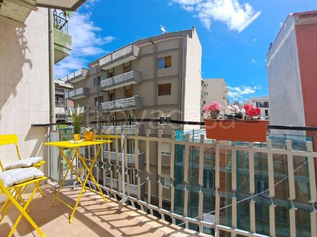 Appartamento in in affitto da privato a Bari via Sagarriga Visconti, 199, arredato, da privato, ascensore TrovaCasa