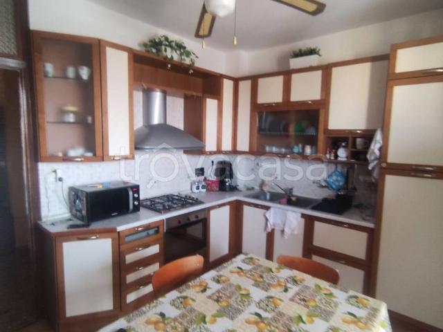Appartamento in in affitto da privato a Brandizzo via Nicolao Cena, box, da privato, doppia esposizione TrovaCasa