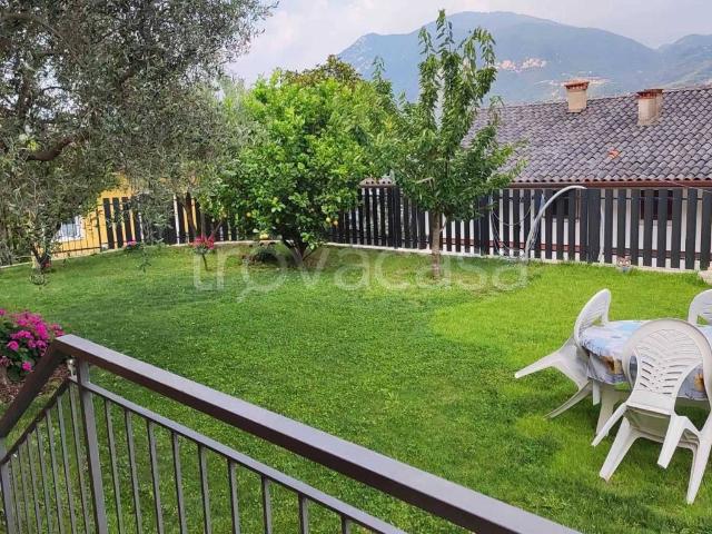 Appartamento in in affitto da privato a Brenzone sul Garda via San Vito, 12, da privato, vista lago TrovaCasa